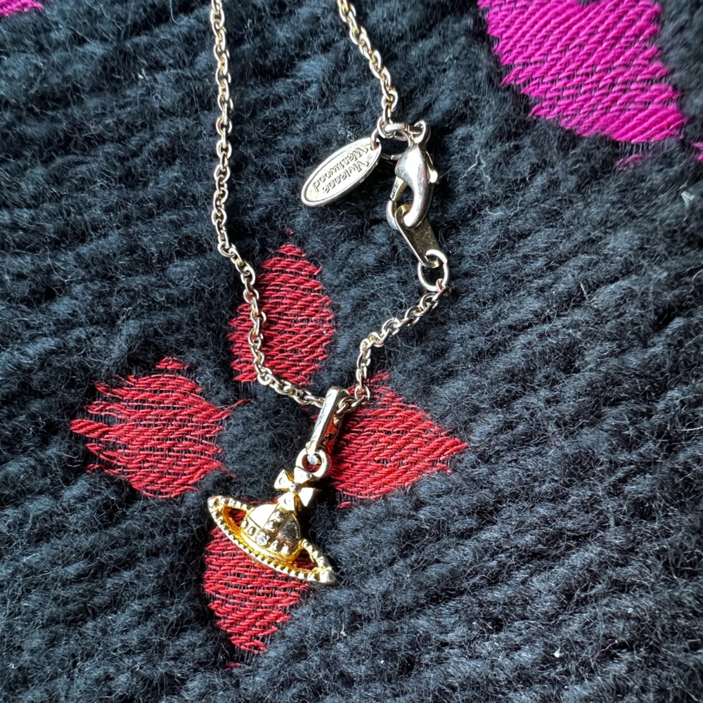 Vivienne Westwood Gold Orb Pendant Necklace